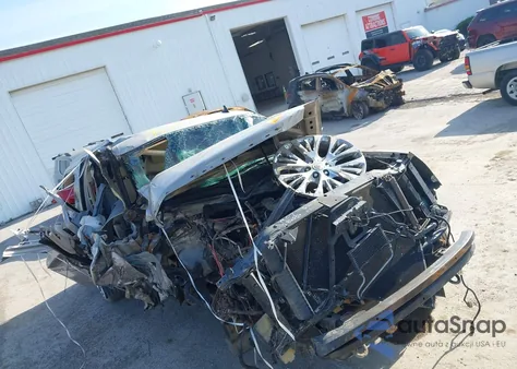 2008 Cadillac Escalade Esv Standard z USA, uszkodzony, nr VIN 1GYFK66838R225213